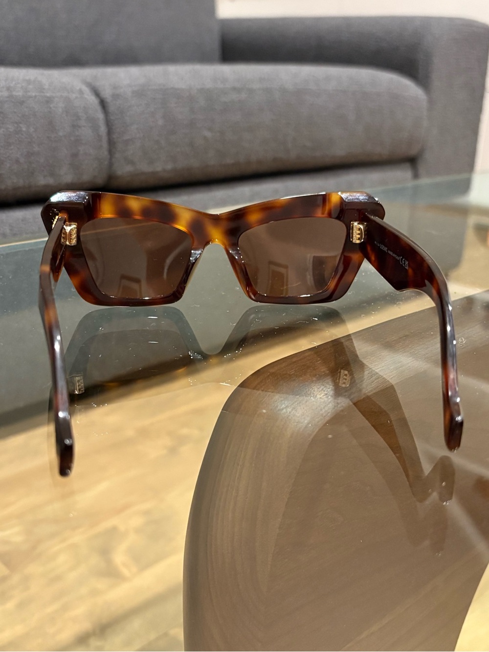 Loewe Tortoiseshell Brown & Gold Oversized Square Sunglasses - Picture 6 of 9